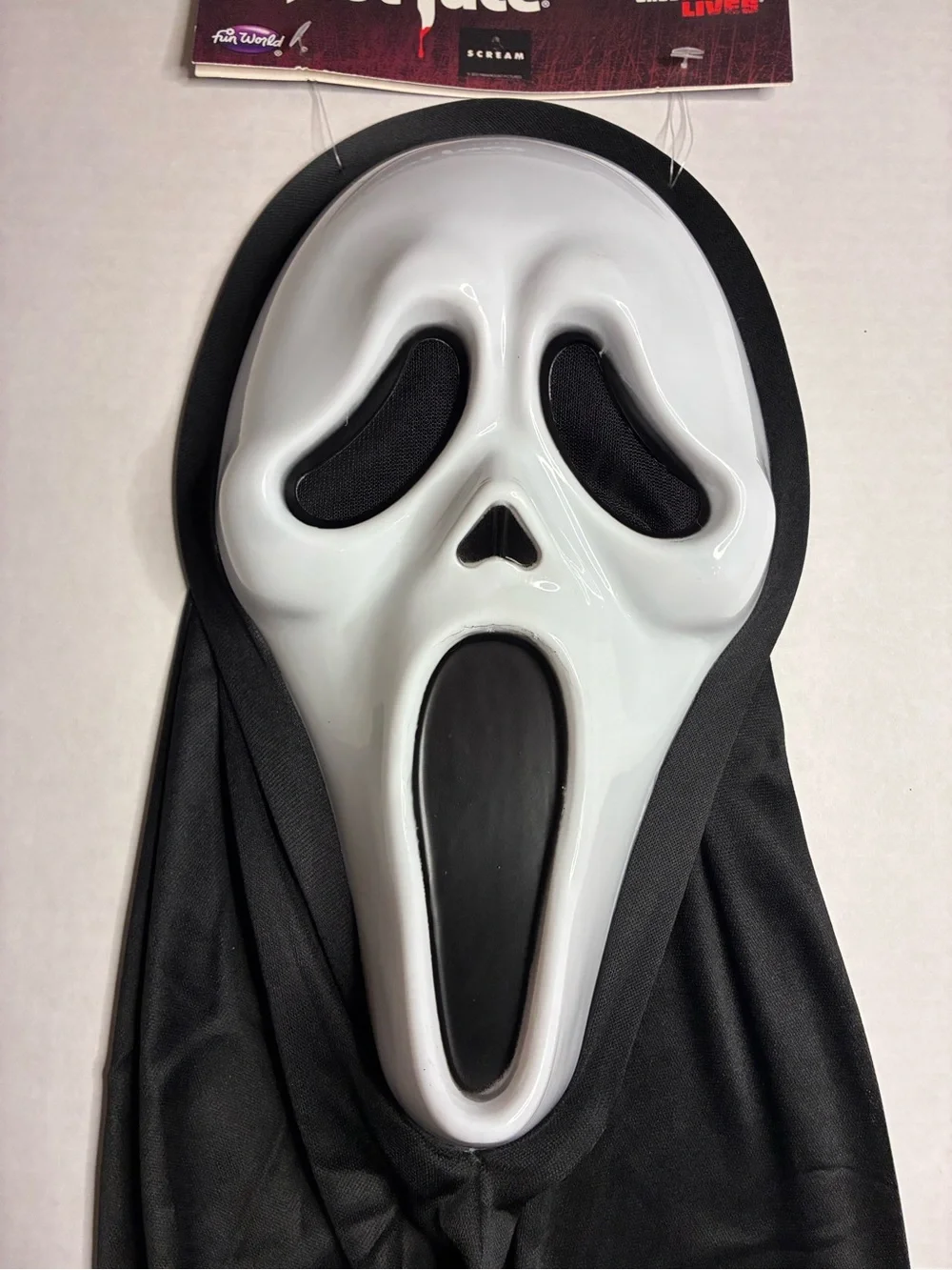 Fun World Ghost Face Lives Mask Scream Halloween Slip On Costume Collectible.